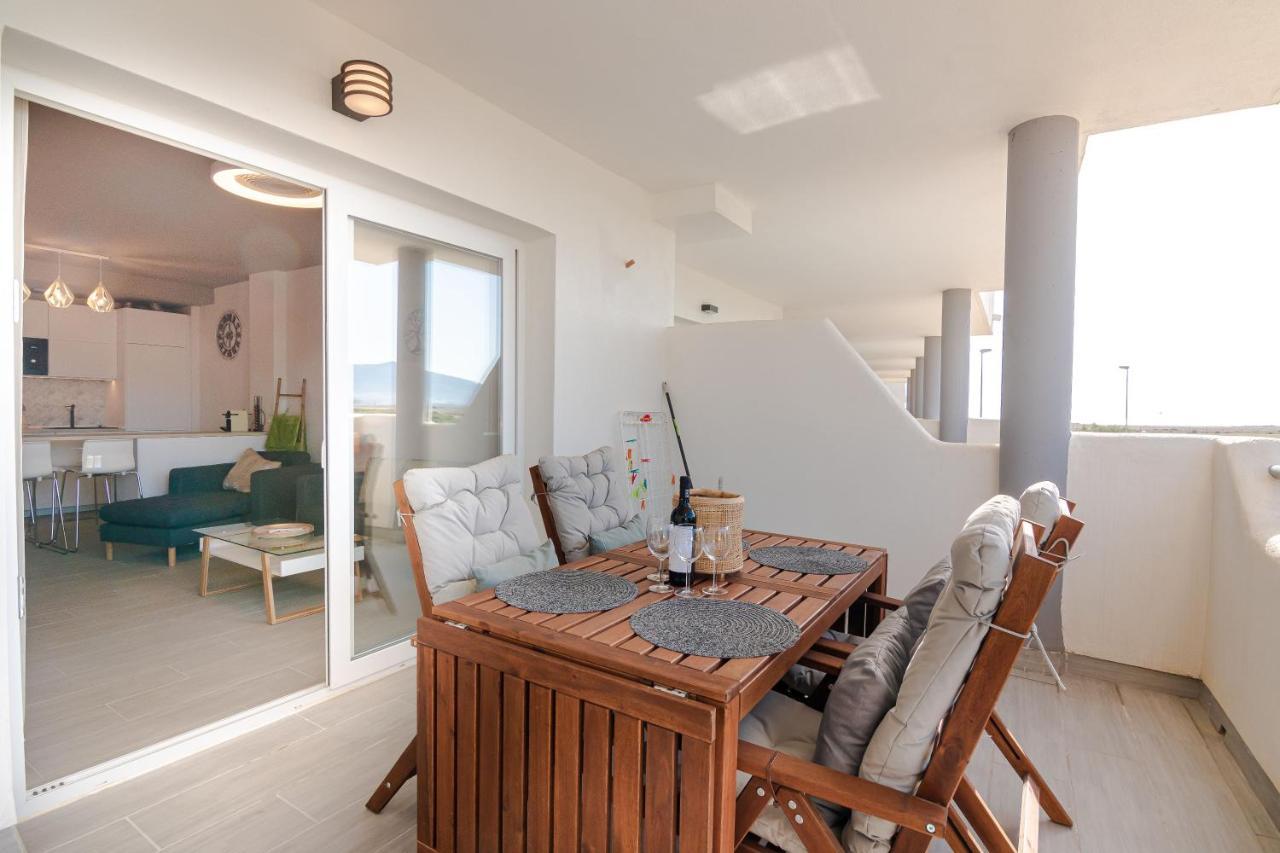W Beach/mountain Views, Pool And Parking Appartement Tarifa